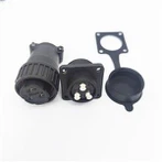 Vojaški okrogli konektor s 3 nožicami